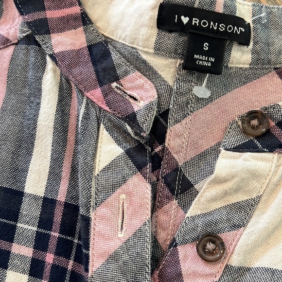 I Heart Ronson  Plaid Blouse Button Tunic Top Small - Picture 2 of 6